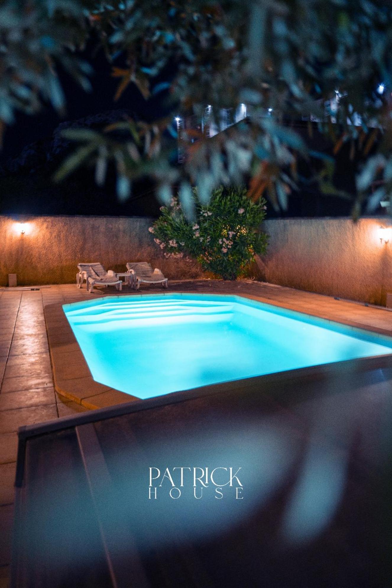 Chambre Privee Avec Piscine Marseille Exterior photo